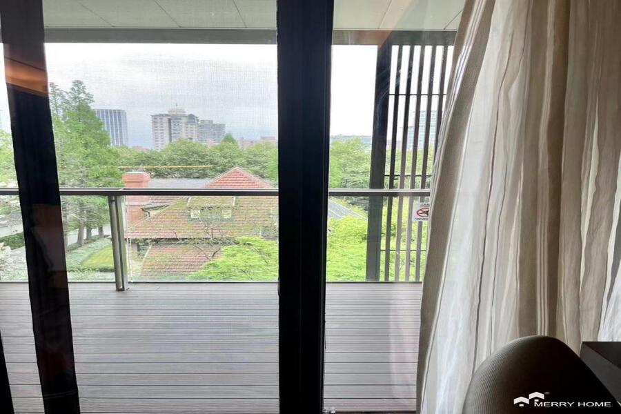 Unit Penthouse with Terrace in Ascott Hengshan FFC