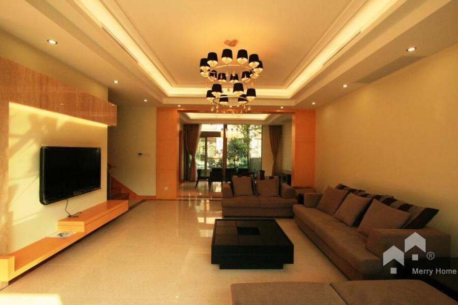 Modern luxury villa for rent at Tomson Riviera Garden