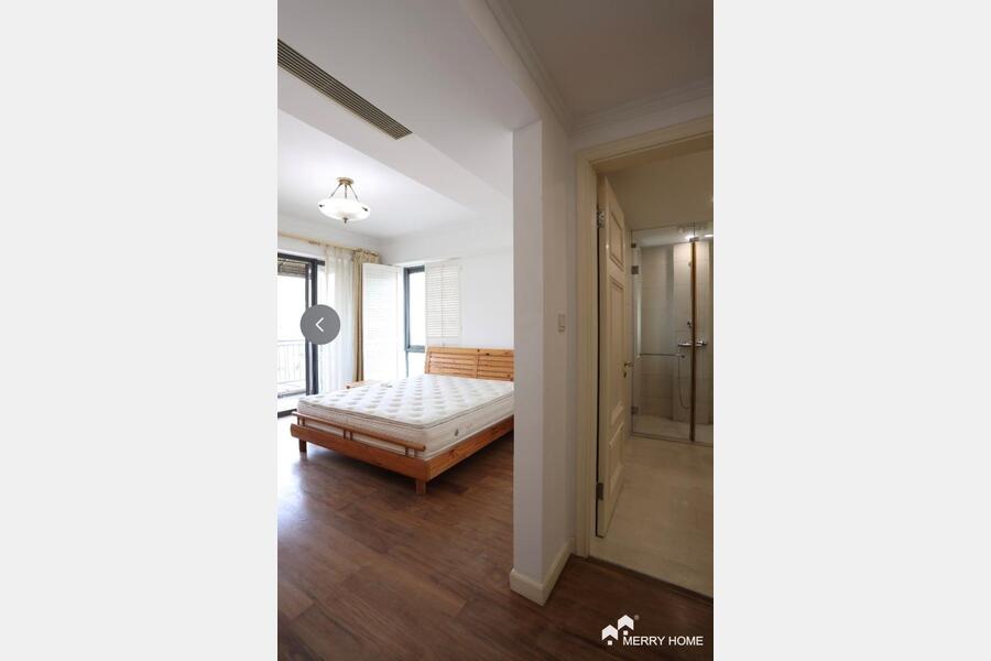 La Cite on Hu Nan Rd big flat for rent