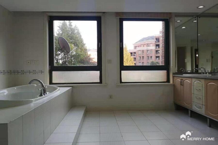 Green Court apartment for sale