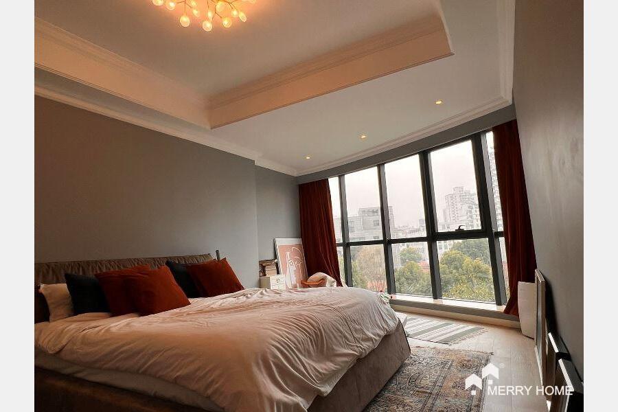 235sqm 3+1rooms large flat apartment in Meihua Garden