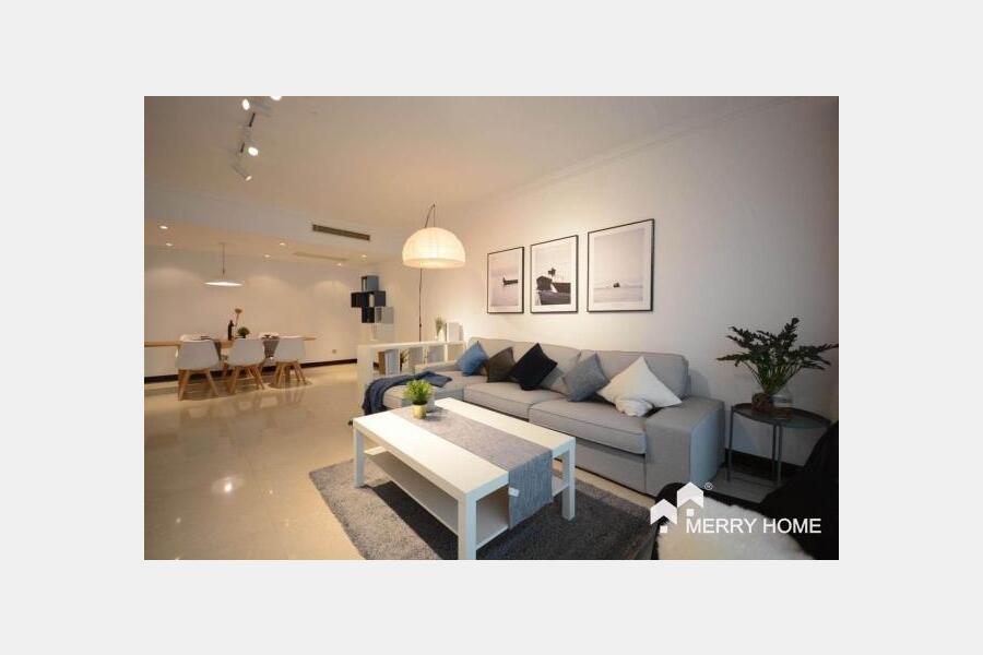 brand new 3brs apartment in Shimao Riviera Garden,Lujiazui  pudong