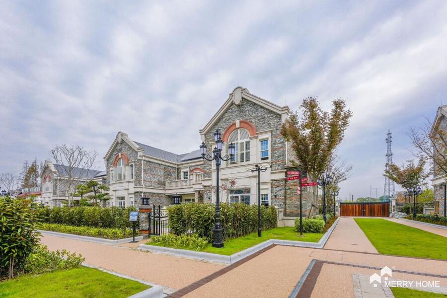 Stanford Garden Single Villa for rent in Zhangjiang Pudong
