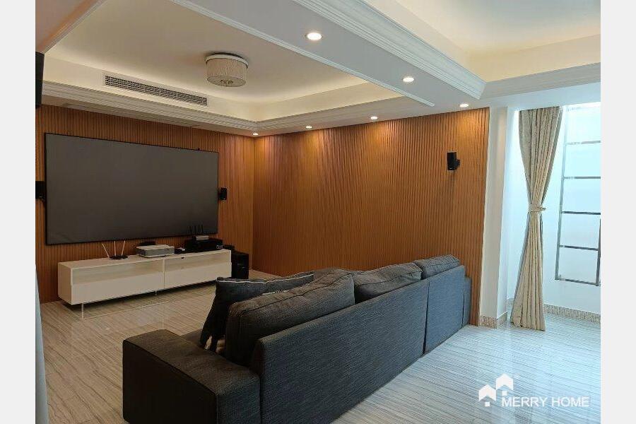 3+1 Bedrooms Ground Floor Duplex Townhouse in QingPU / Xujing