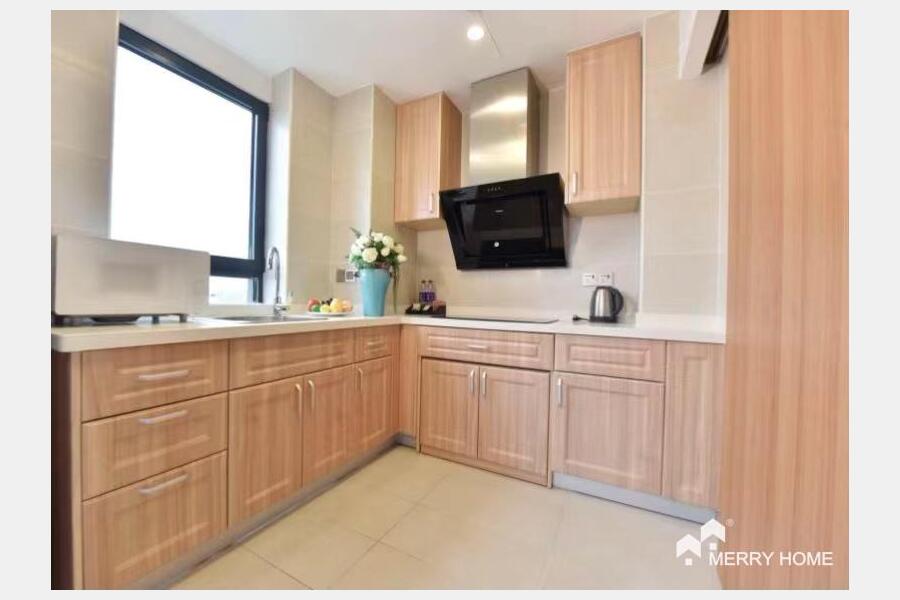 Green Court Place fancy 2brs serviced apartment rent in Jinqiao
