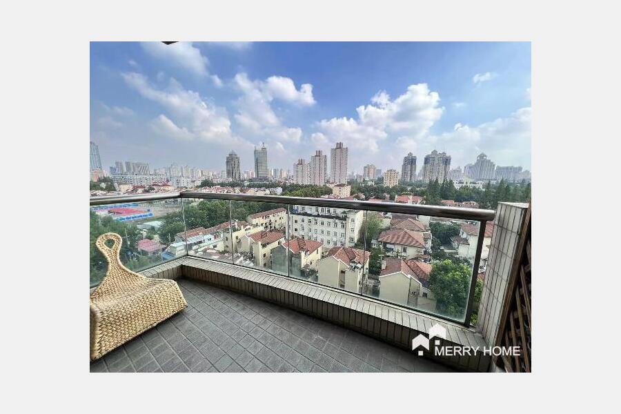 Chevalier  4 bedrooms with balcony and view Anfu road