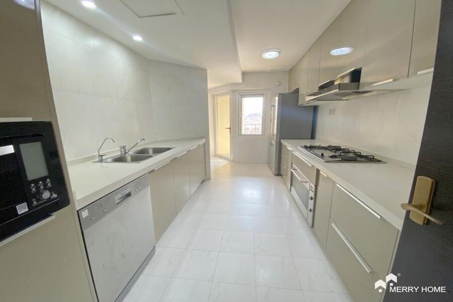 Big Flat 3+1Brs, Hunan rd/ Xing guo rd Justin Court