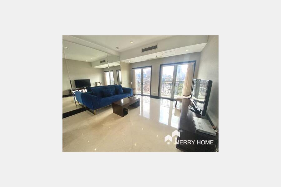 Loft 1 bedrooms with big balcony in Justin Court