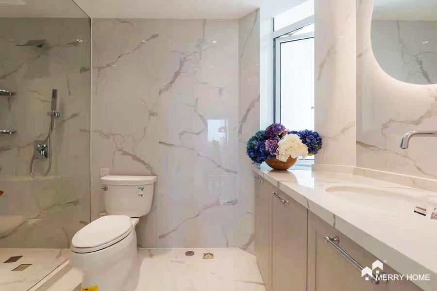 Delicate 3br with heating in Xujiahui