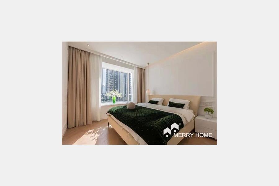 Modren 3 Bedrooms Xujiahui in the Jeffur's Garden Line 1, 9, 11