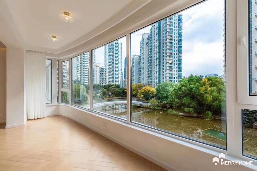 4br lake view French style in Top of City