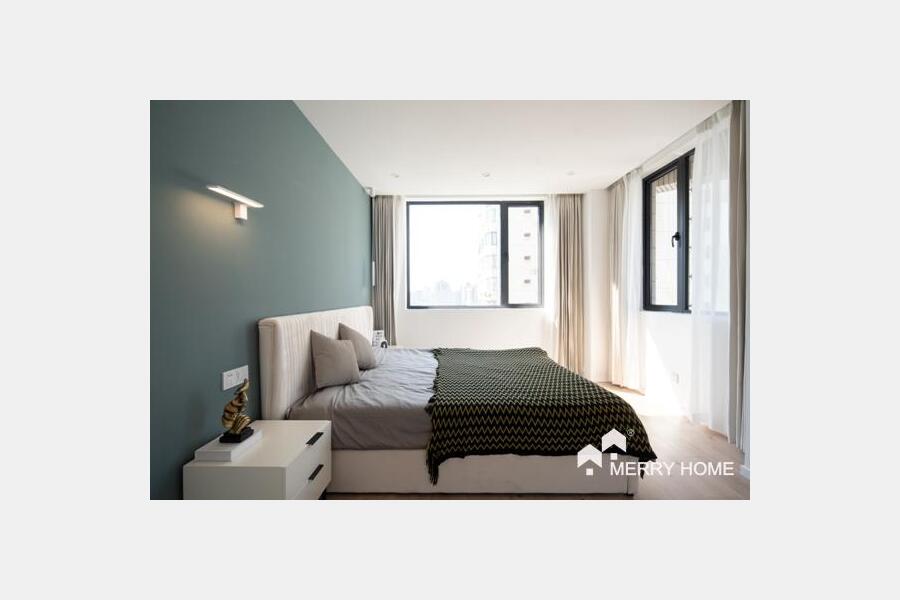 Brand New 3 Bedrooms near Xujiahui park Line7, 9