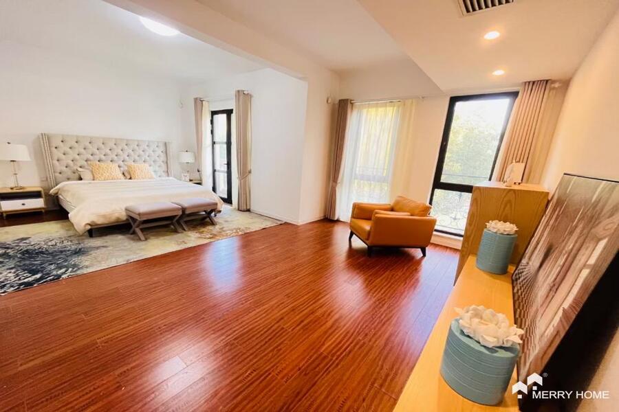 Leewah Villas Fantastic single Villa for rent in Huacao Minhang