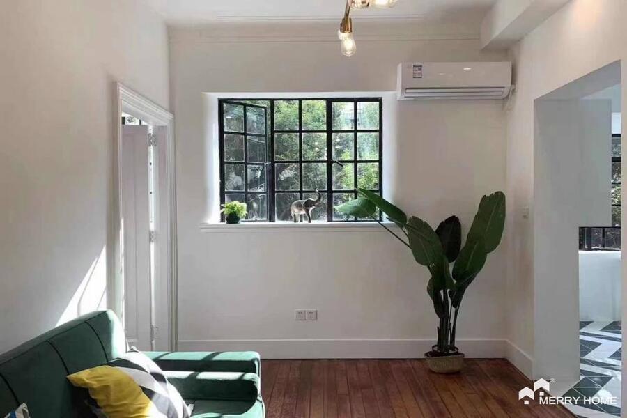 Nice lane house to rent!!  Located on Jianguo west Road and Gaoan Road