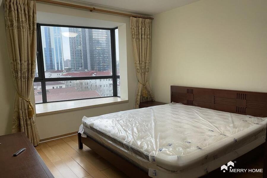 2bedrooms+1study room, City Condo