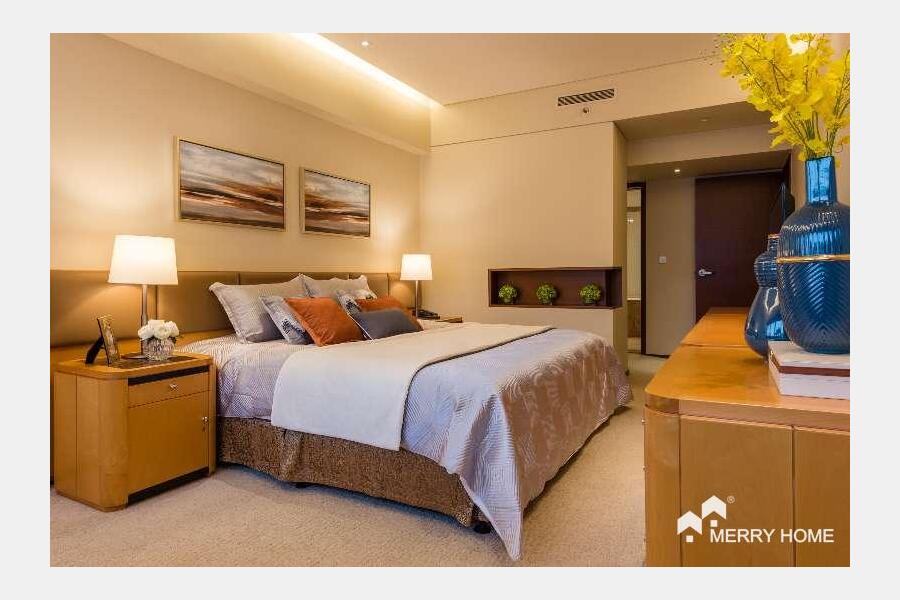 Shanghai Centre serviced apartment on west Nanjing Road