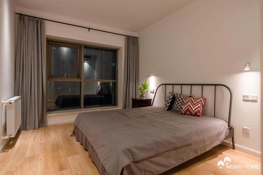 renovated big size 2 bedroom in 8 Park Avenue
