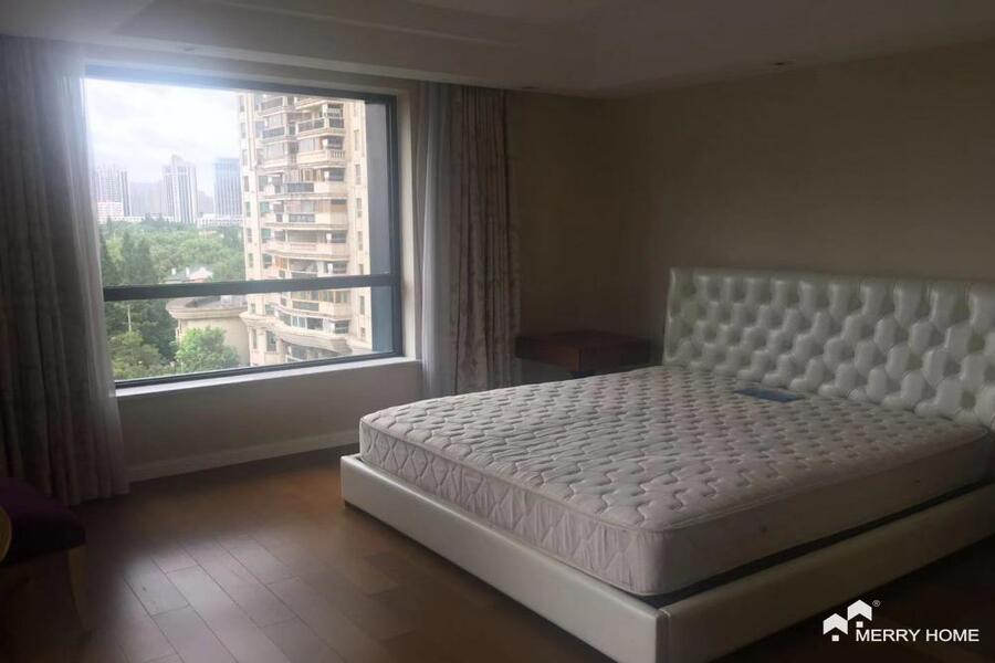 good apartment in Hongqiao Gubei area
