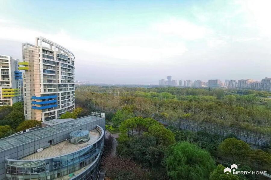 modern 3br with floor heating in Pudong central park