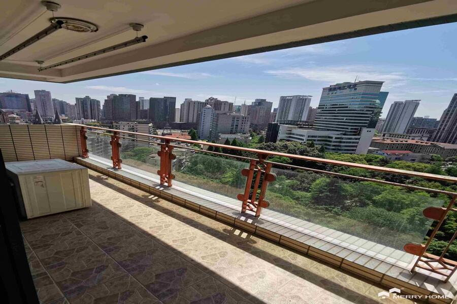 modern 3br high floor with great view in Oriental Manhattan