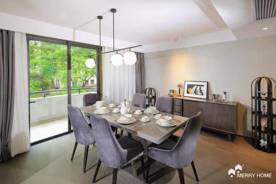 Townhouse in Pudong Green city