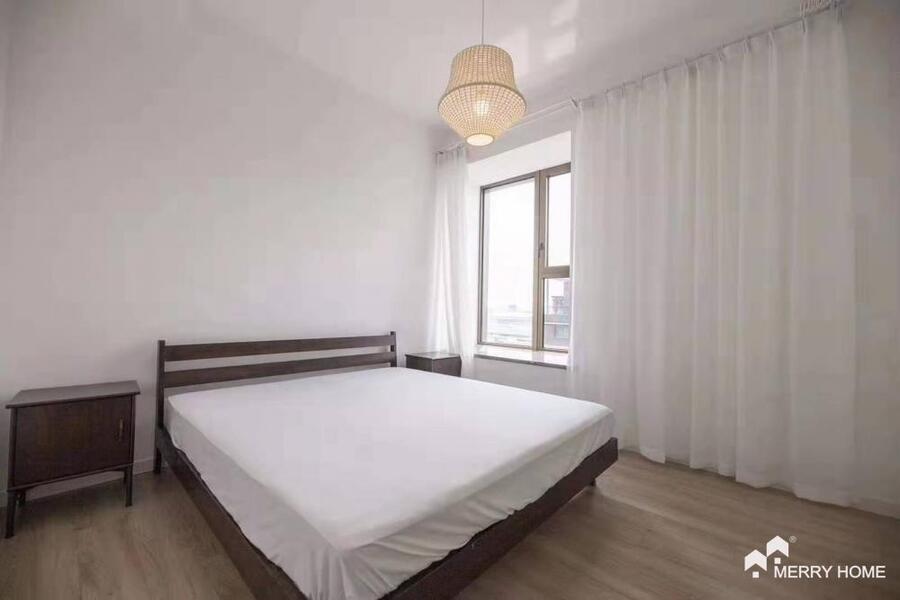 rare penthouse with 100 sqm terrace near bund area