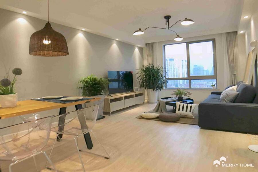 chic 1 bed in Jingan