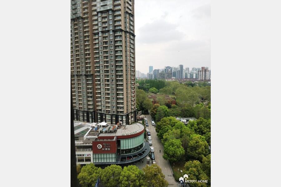 3+1br serviced apartment in Zhongshan park