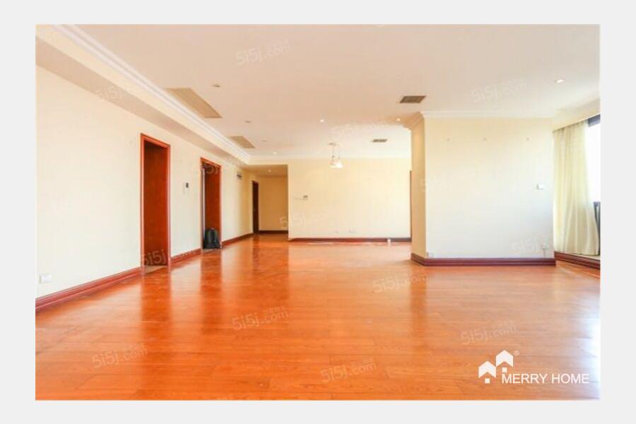 Nice & large apartment at Hongqiao, 3bedrooms, SCIS-Puxi
