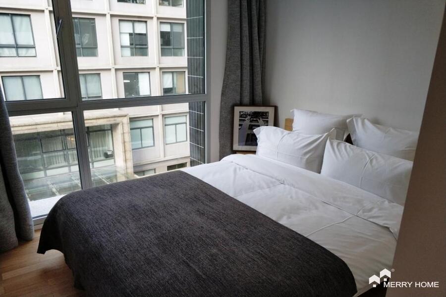 two beds serviced apartment in xujiahui M/L1/3/4/9