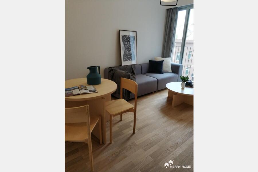one bedroom serviced apartment in Xujiahui M/L1/3/4/9