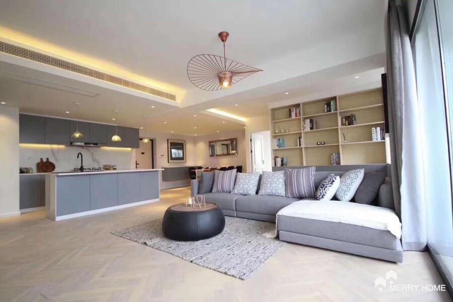 renovated 3br top floor in French concession with floor heating