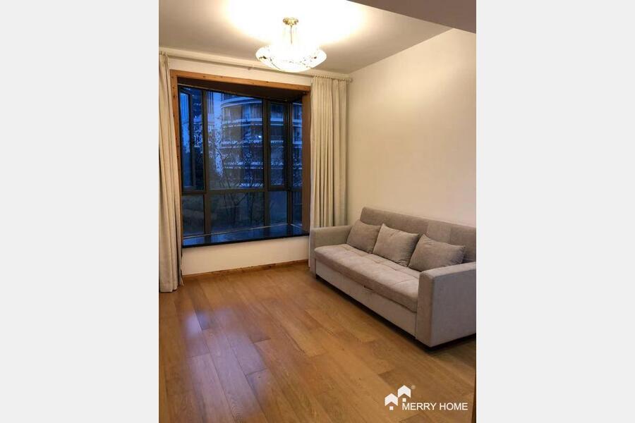 Jing An, Taikoo Hui, nice 3 bedrooms with outdoor space, M/LINE13,2,12 Nanjing w. Station
