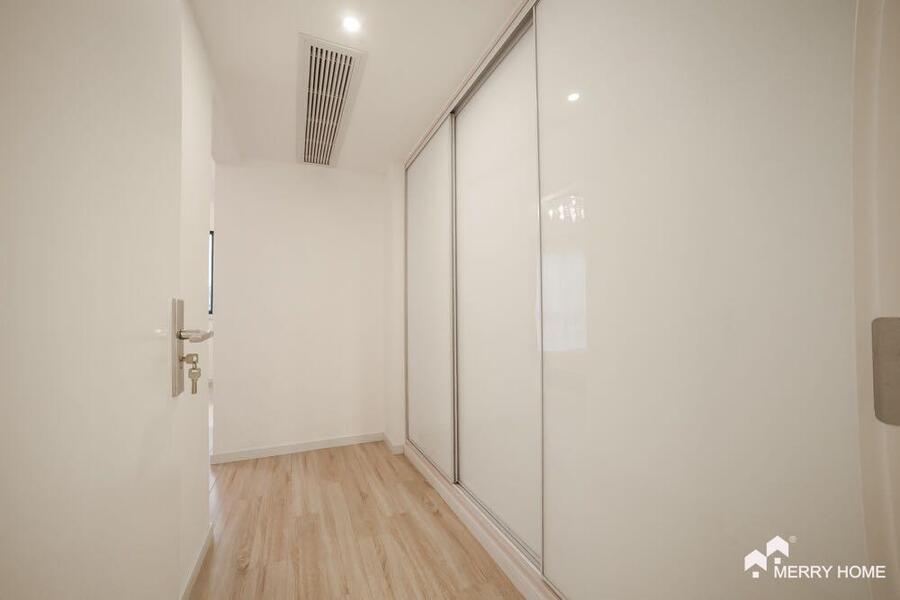 brand new 2br to rent in Yanlord Garden pudong