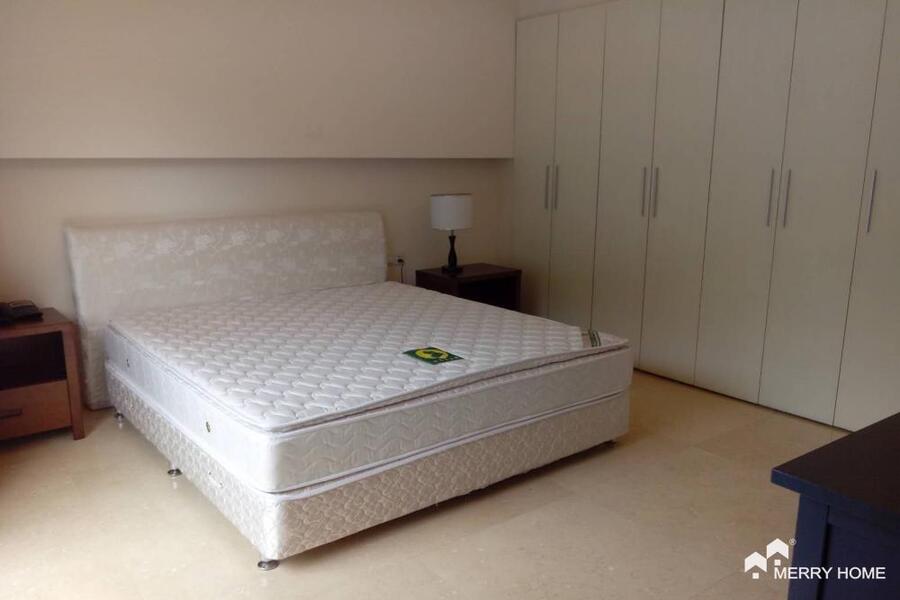 big house for rent in Minhang