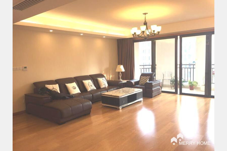 center of Green City, 3+1 bedrooms, brand nice apartment