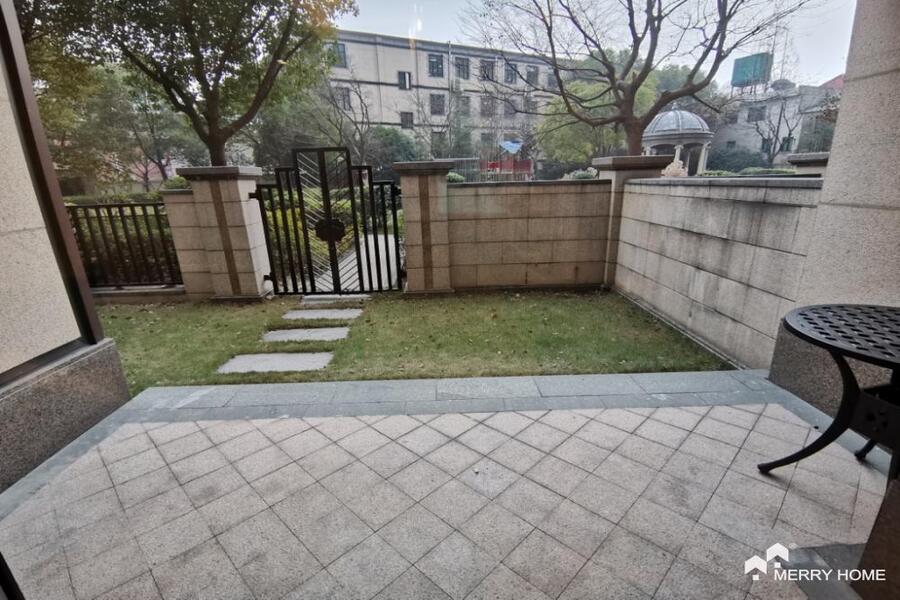 Stanford Residences Jing An rare duplex 3+1br with 1 big yard