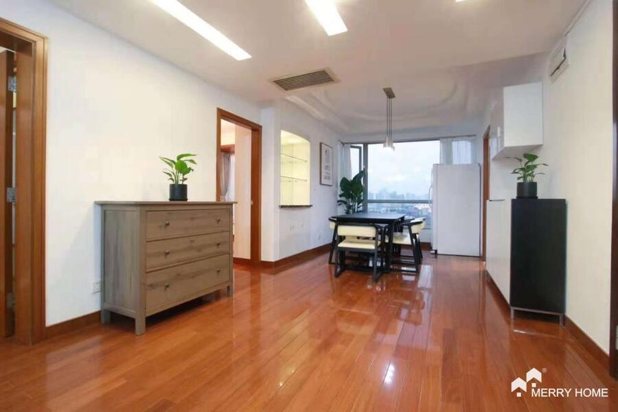 contemporary 3br near people square with panoramic city view
