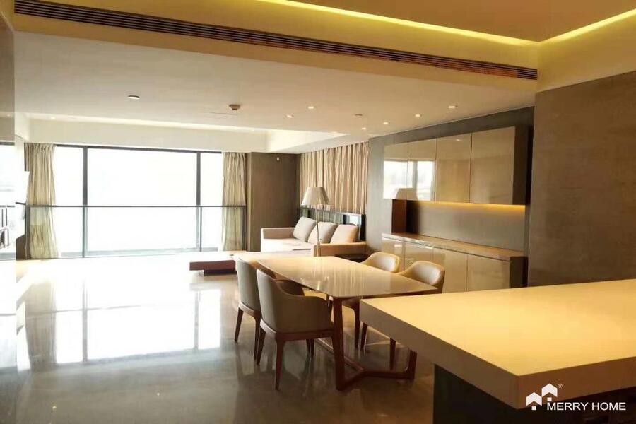 Su He Creek serviced apartment in People Square line8/12