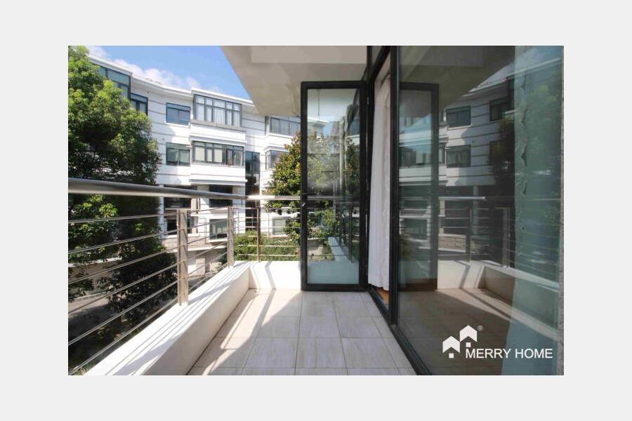 great 5br villa for rent in hongqiao