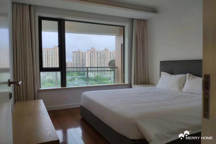 large 4br with great garden view Century park pudong
