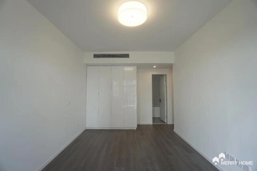 Chevalier Place with floor heating and central A/C