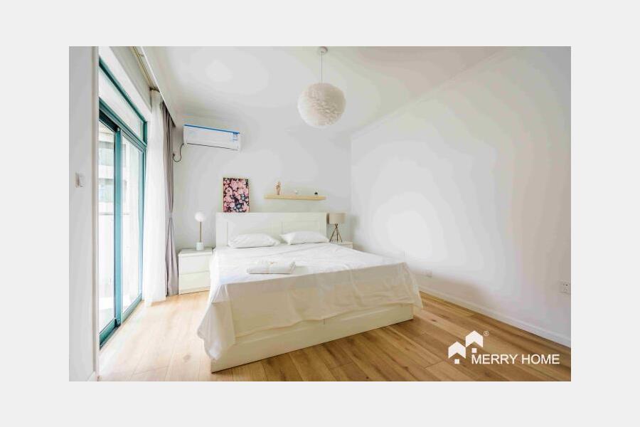 Jingan Lishe spacious 4br to rent
