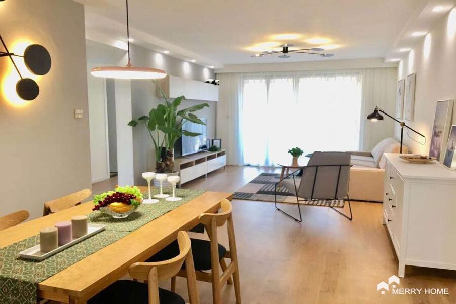 3br for rent in Jingan line7 shanghai