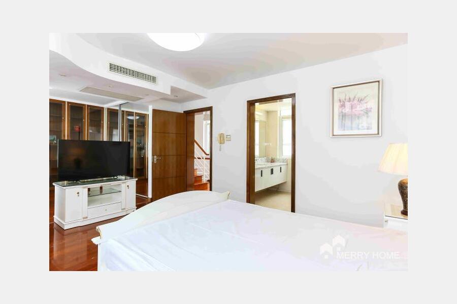 luxury villa rent in Jingan center