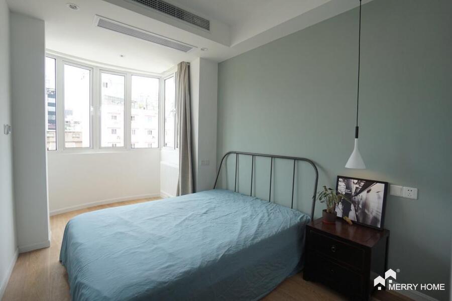 Jing An 3 bedrooms plus study Apt @ Nancaoping Garden, renovated, modern