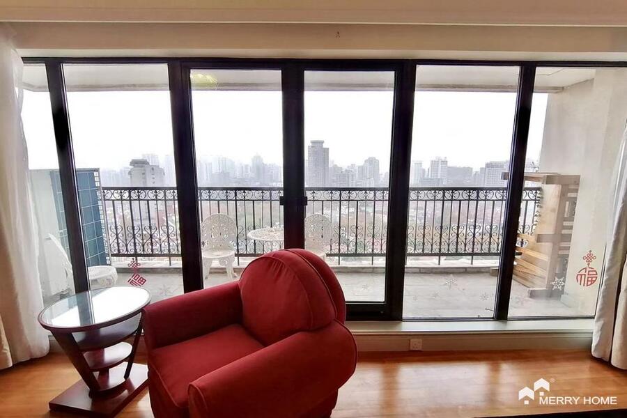 Central FFC, large 2 bedrooms apartment on Hengshan Road