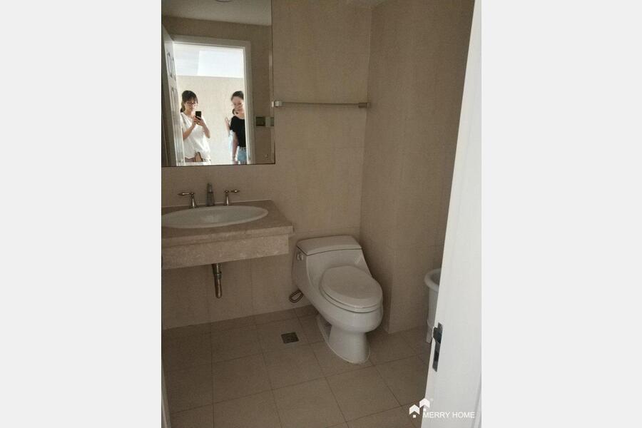 3br, 3bath duplex for rent in FFC Shanghai