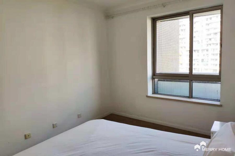 20K rent a large house in pudong century park