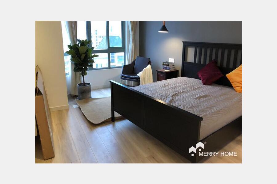Jinqiao modern 3br apartment for rent pudong